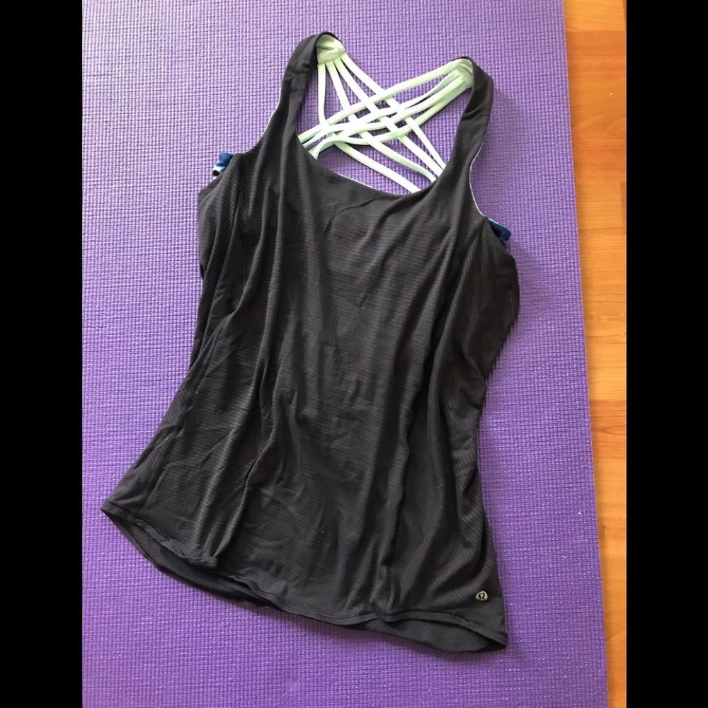 Lululemon bra tank size 6